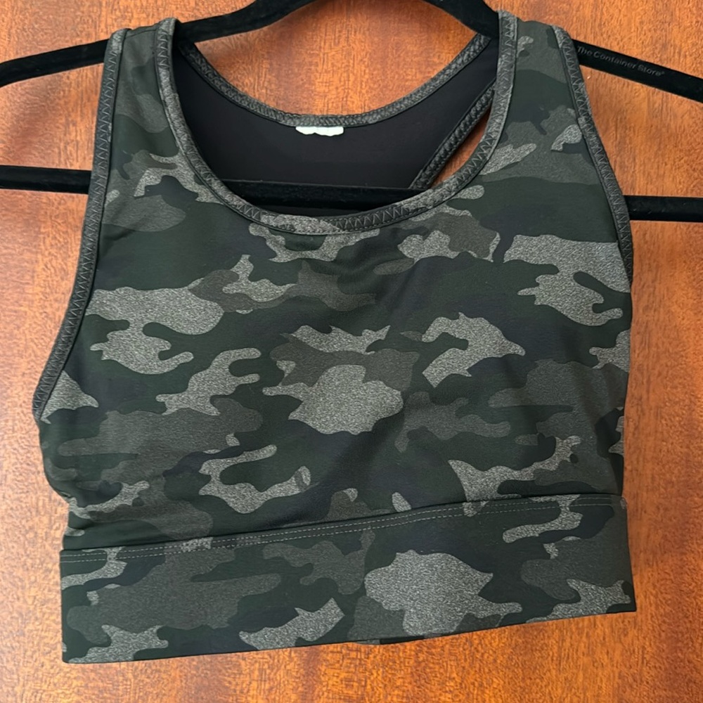 Fabletics sports bra